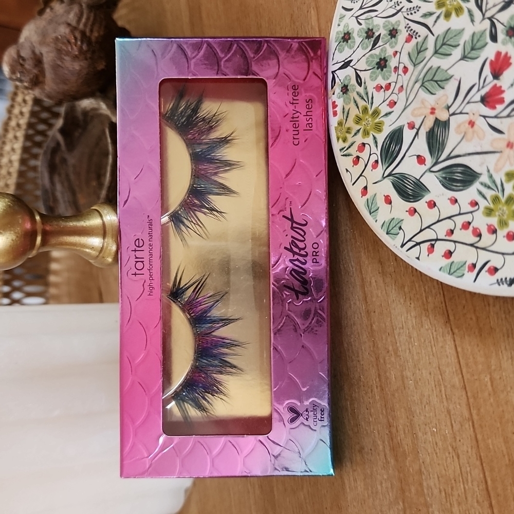 Tarte Tarteist Pro lashes, mermaid color